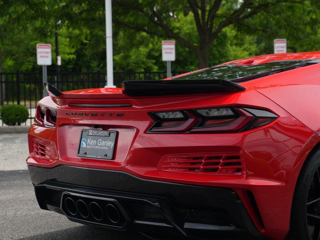 2024 Chevrolet Corvette Z06 3LZ Coupe RWD photo 17