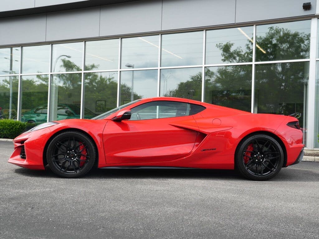 2024 Chevrolet Corvette Z06 3LZ Coupe RWD photo 8