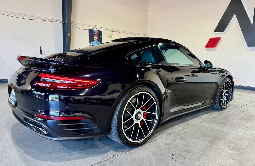2019 Porsche 911 Turbo S Coupe AWD photo 4 of 17