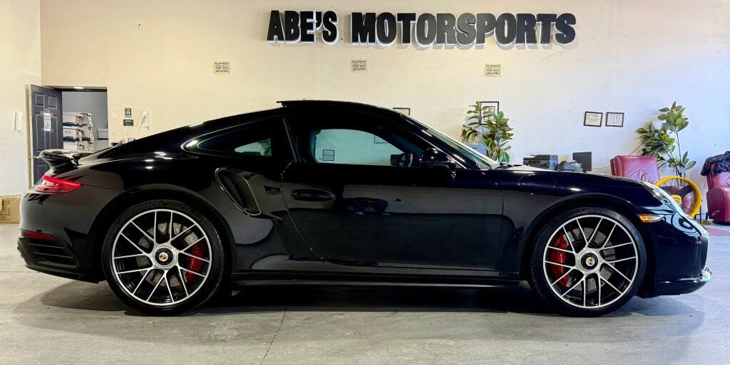 2019 Porsche 911 Turbo S Coupe AWD photo 7 of 17