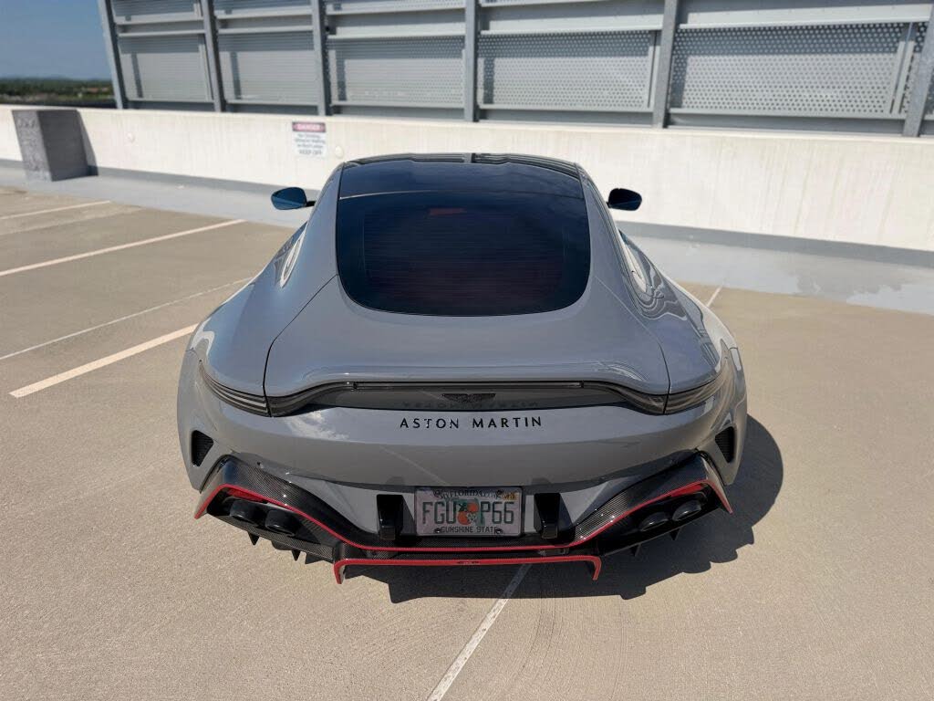 2025 Aston Martin Vantage Coupe RWD photo 15