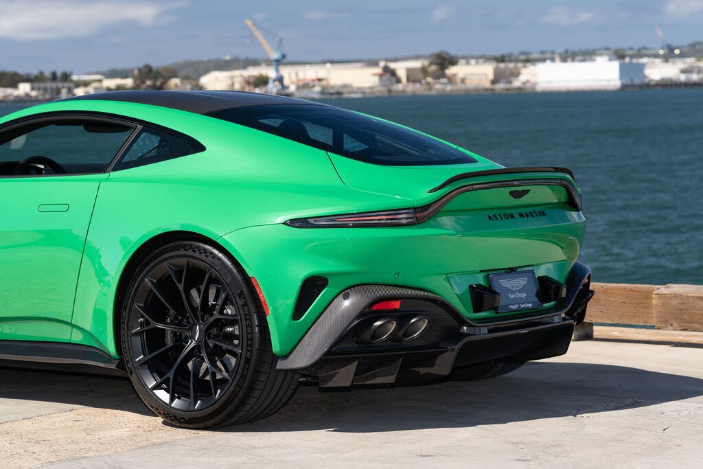2026 Aston Martin Vantage S Coupe RWD photo 10