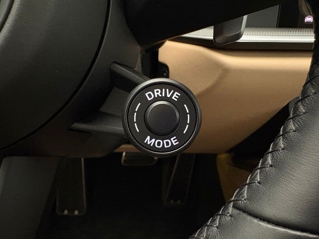 2024 Porsche 911 Turbo Coupe AWD photo 13 of 22