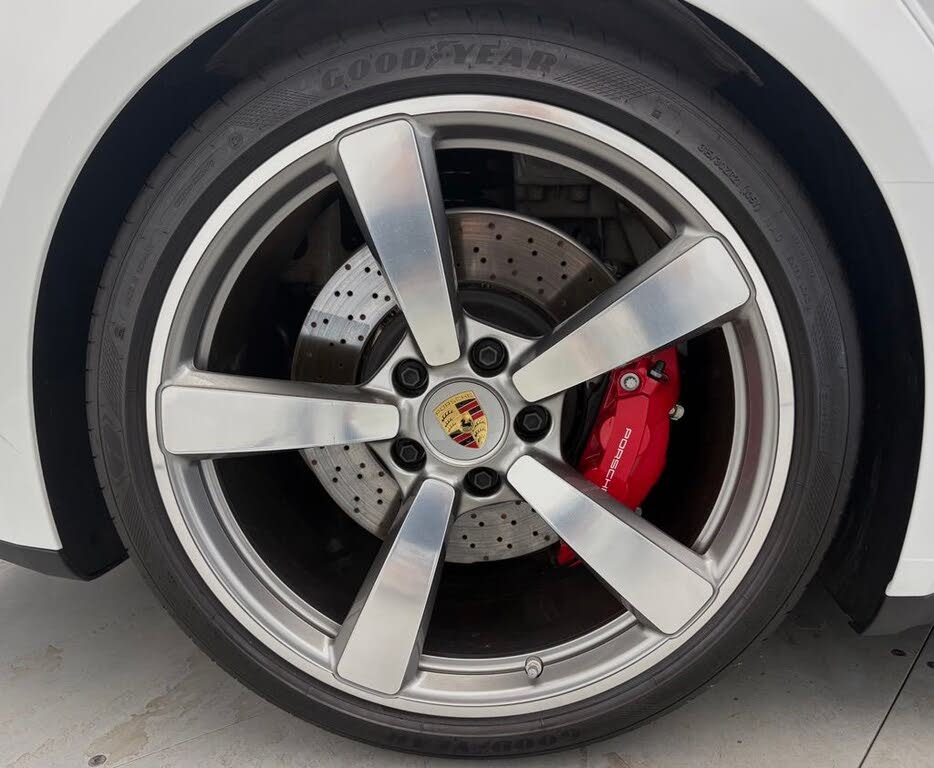 2024 Porsche 911 Turbo Coupe AWD photo 22 of 22