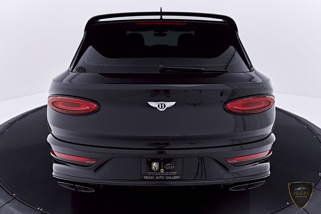2024 Bentley Bentayga V8 AWD photo 21