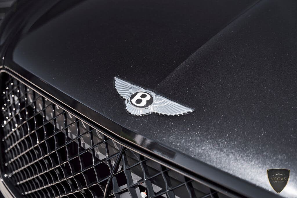 2024 Bentley Bentayga V8 AWD photo 6