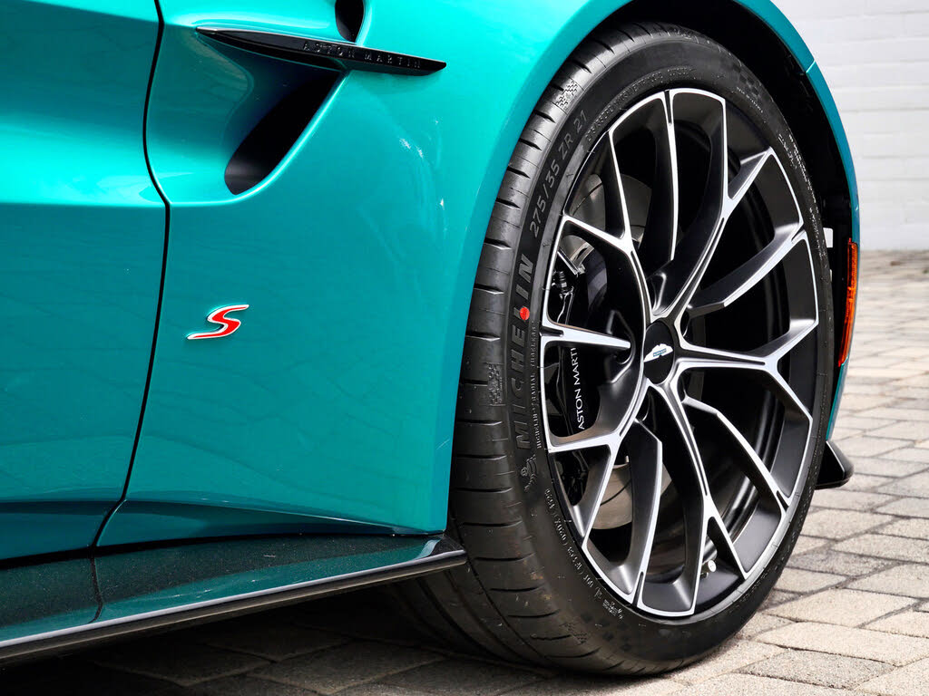 2026 Aston Martin Vantage S Coupe RWD photo 9