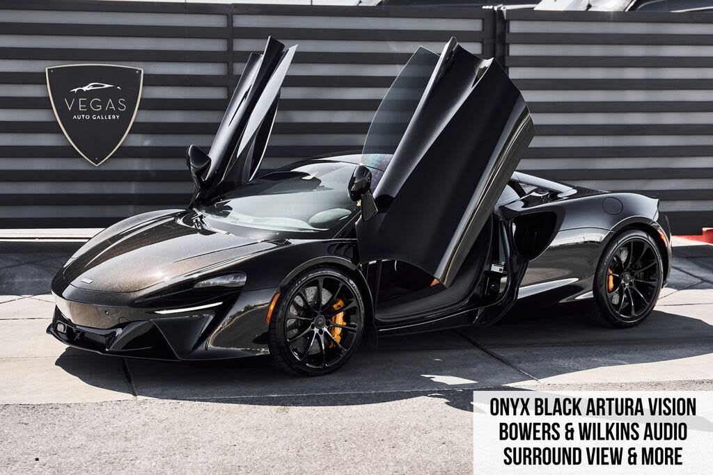 2026 McLaren Artura RWD