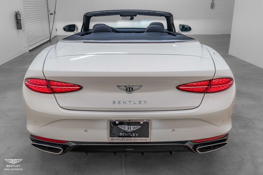 2026 Bentley Continental GTC Azure AWD photo 19