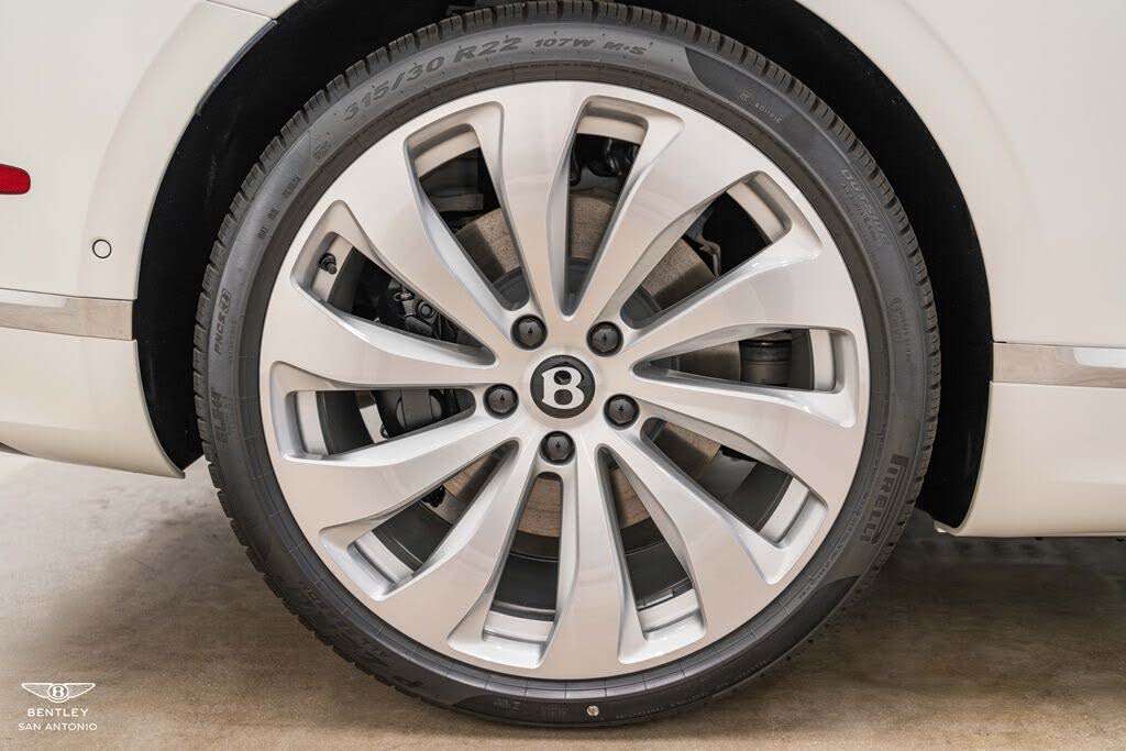 2026 Bentley Continental GTC Azure AWD photo 8