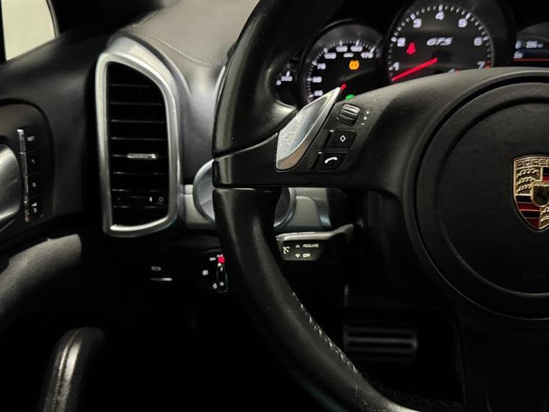 2014 Porsche Cayenne GTS AWD photo 21
