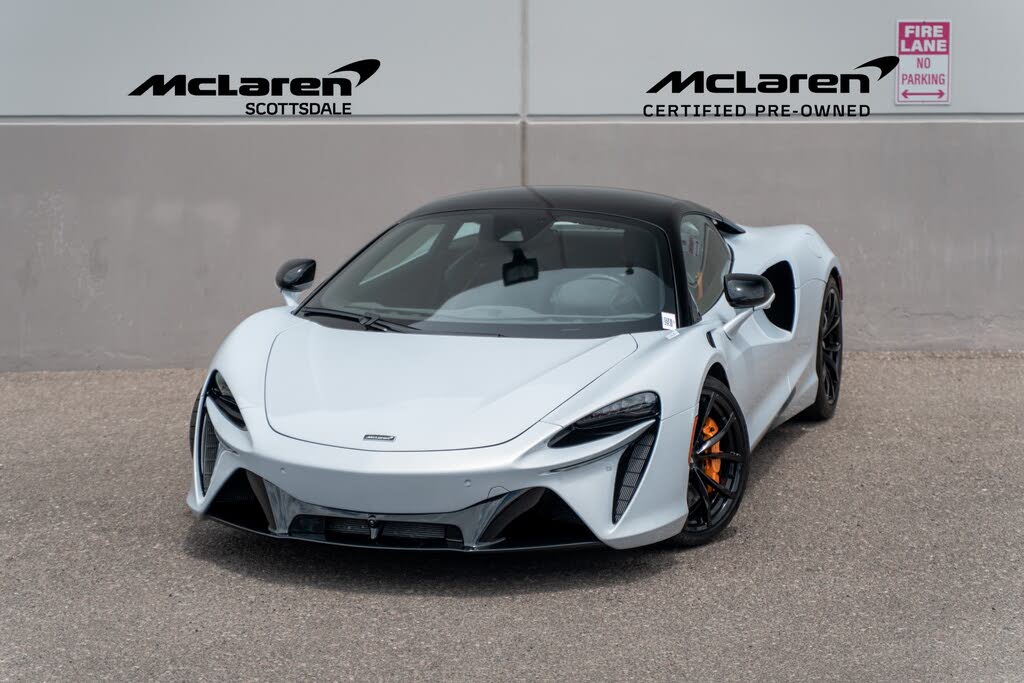 2023 McLaren Artura RWD
