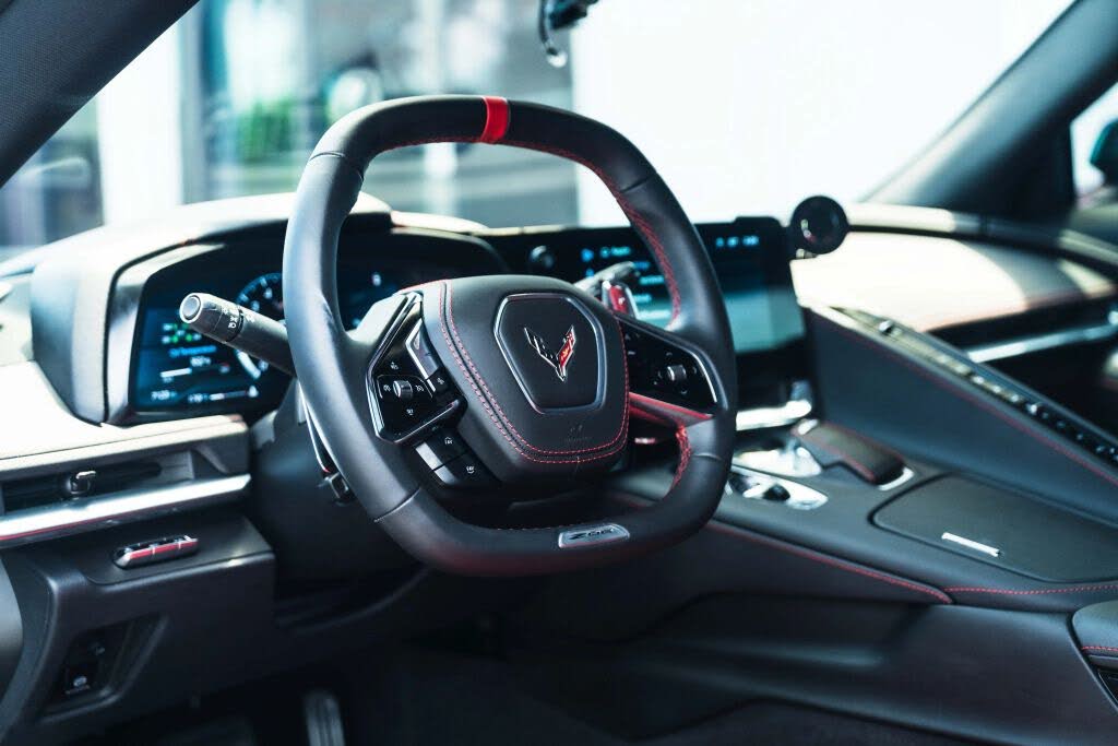 2025 Chevrolet Corvette Z06 1LZ Coupe RWD photo 17