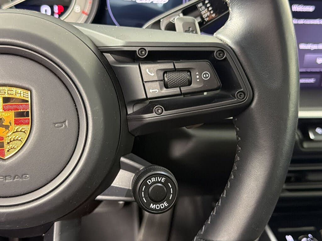 2022 Porsche 911 Turbo Coupe AWD photo 17 of 24