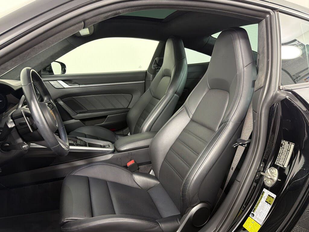 2022 Porsche 911 Turbo Coupe AWD photo 5 of 24