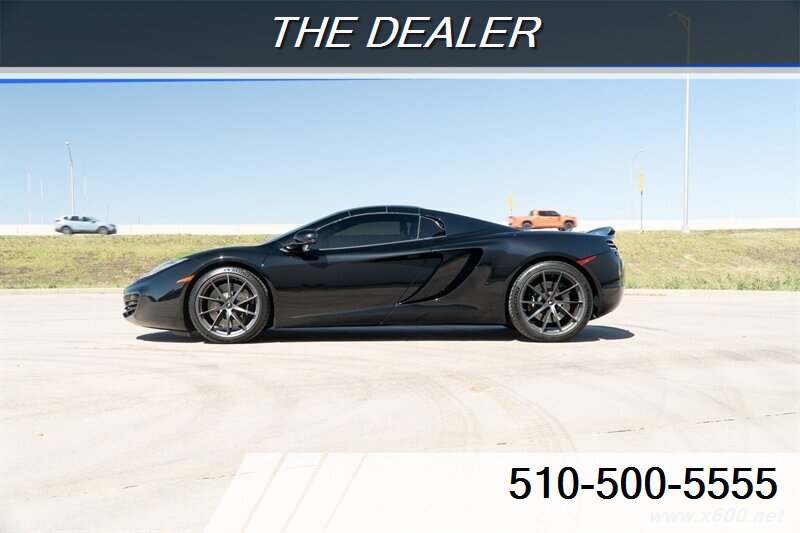 2013 McLaren MP4-12C Base - $124,400