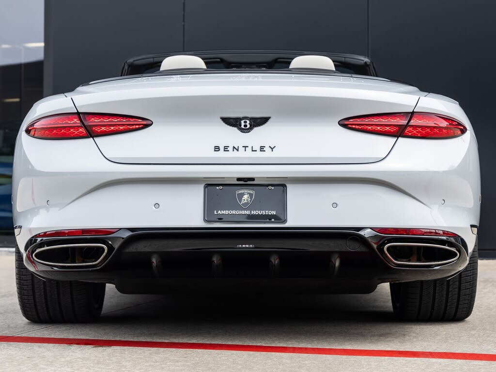 2025 Bentley Continental GTC Black Edition AWD photo 8