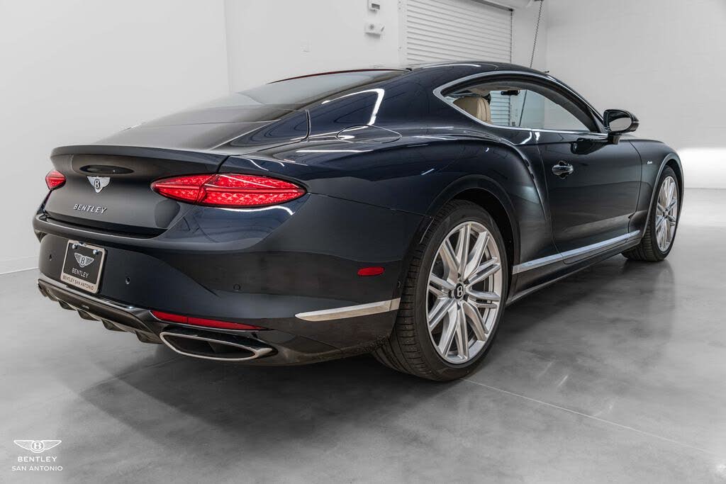 2026 Bentley Continental GT Azure AWD photo 17