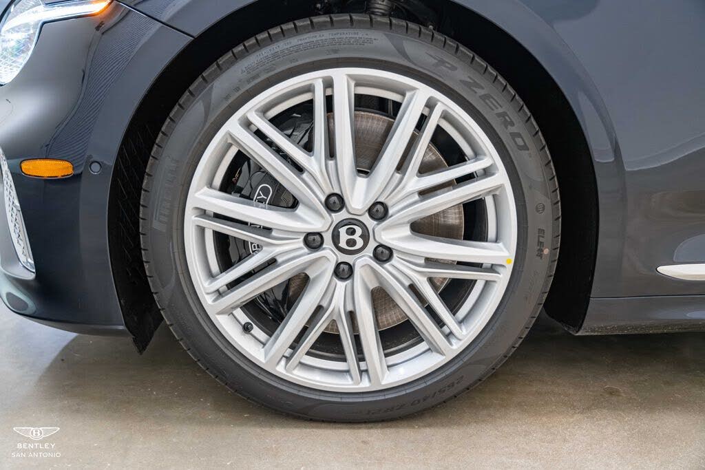 2026 Bentley Continental GT Azure AWD photo 7