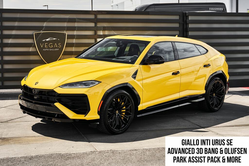 2025 Lamborghini Urus SE AWD