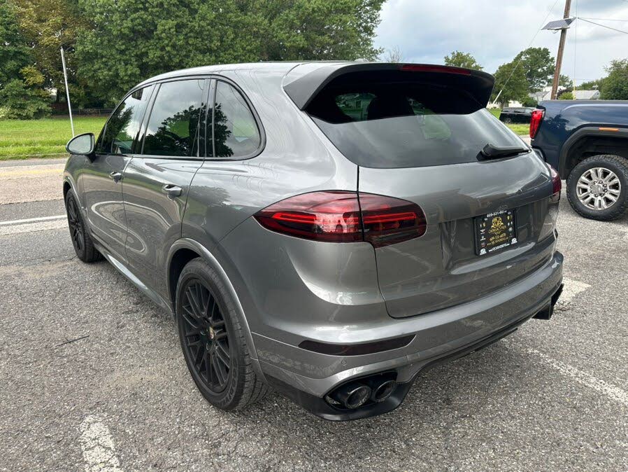 2018 Porsche Cayenne GTS AWD photo 7