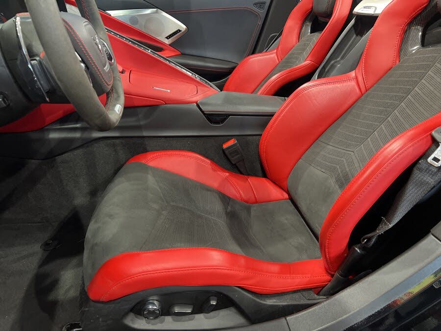 2025 Chevrolet Corvette Z06 2LZ Convertible RWD photo 9