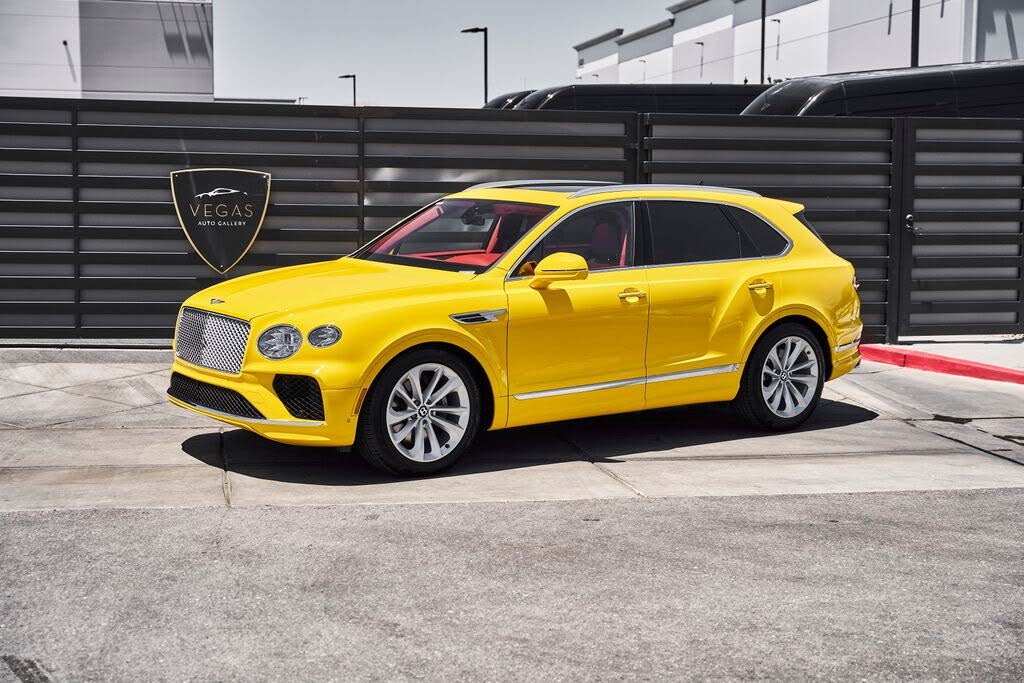 2023 Bentley Bentayga Azure V8 AWD photo 5
