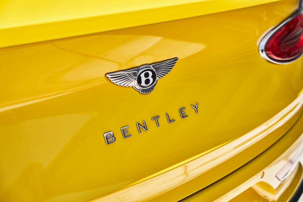 2023 Bentley Bentayga Azure V8 AWD photo 10