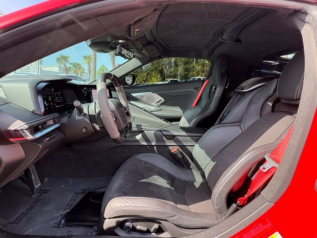 2025 Chevrolet Corvette Z06 3LZ Coupe RWD photo 19
