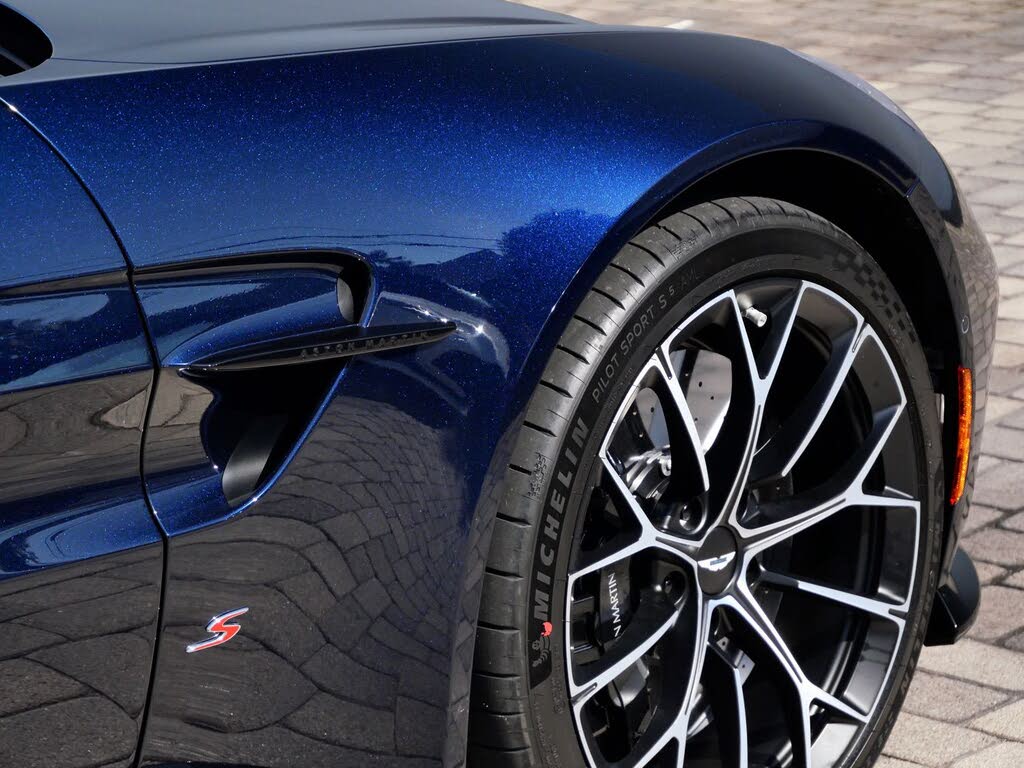 2026 Aston Martin Vantage S Coupe RWD photo 9