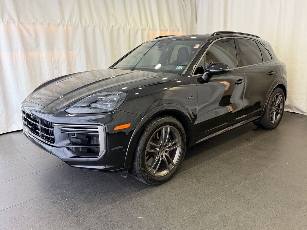 2025 Porsche Cayenne Turbo GT AWD