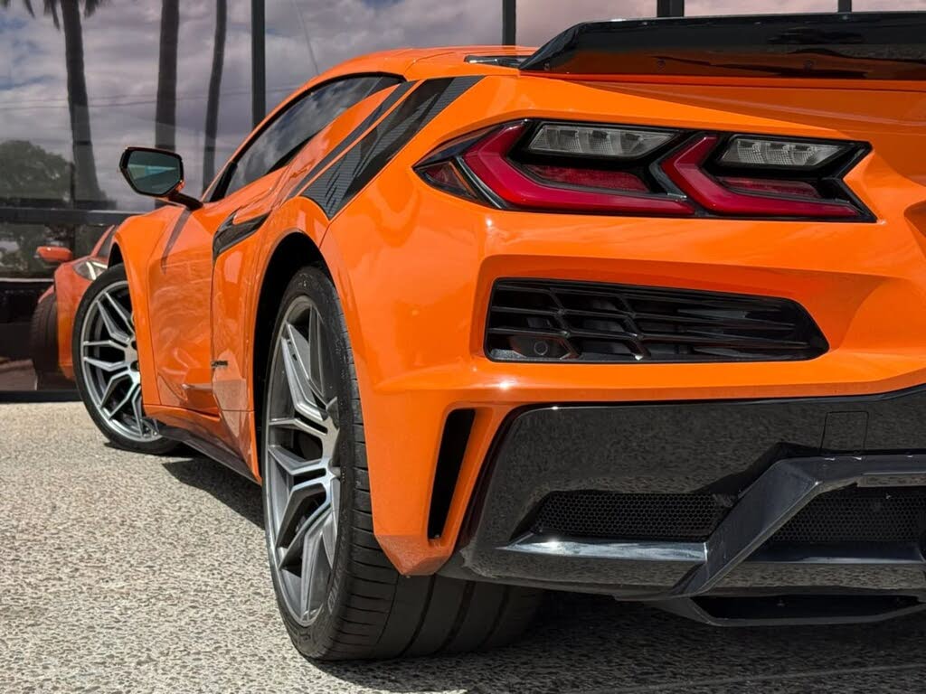 2023 Chevrolet Corvette Z06 3LZ Coupe RWD photo 12