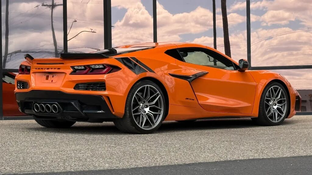 2023 Chevrolet Corvette Z06 3LZ Coupe RWD photo 14