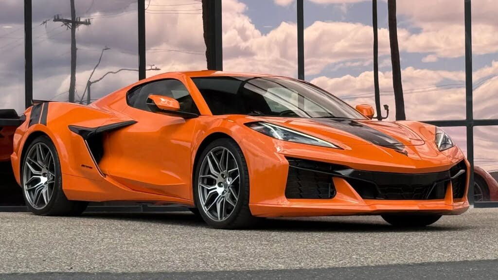 2023 Chevrolet Corvette Z06 3LZ Coupe RWD photo 19