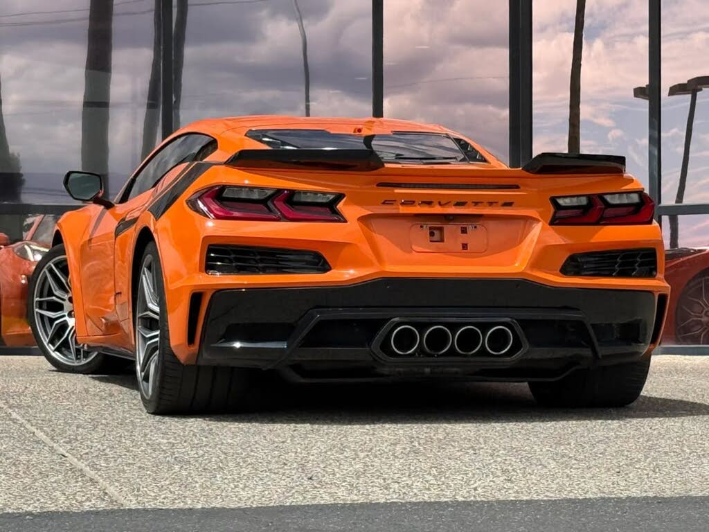2023 Chevrolet Corvette Z06 3LZ Coupe RWD photo 8