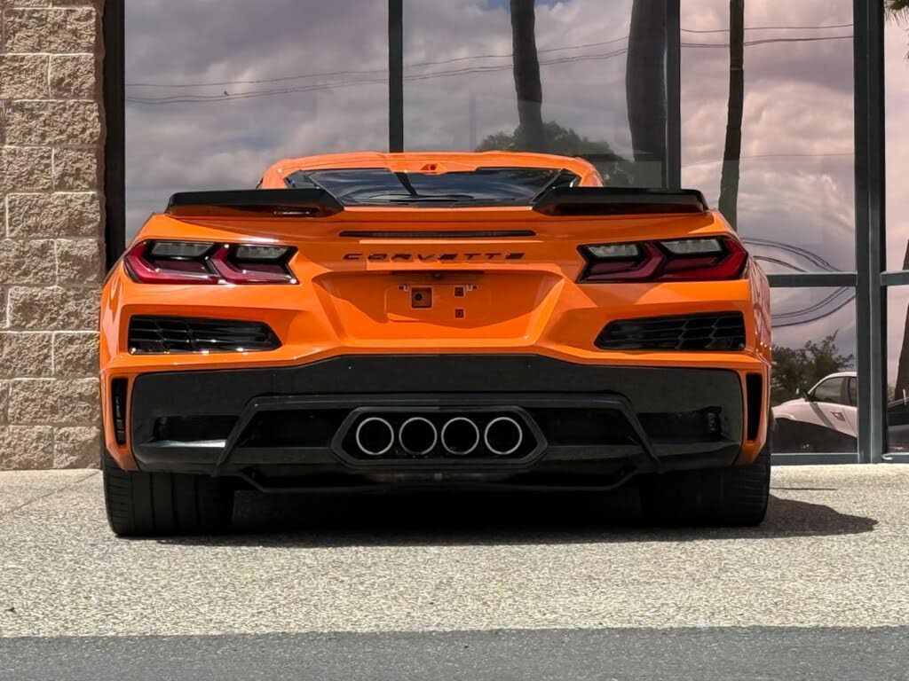 2023 Chevrolet Corvette Z06 3LZ Coupe RWD photo 10