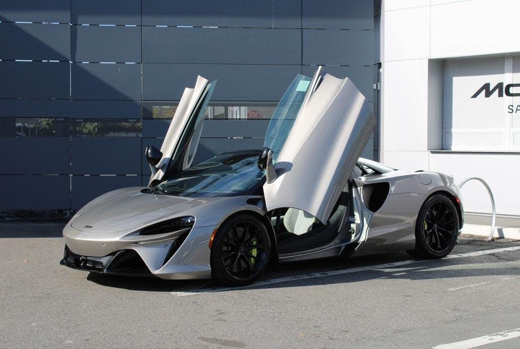 2026 McLaren Artura RWD - $328,600