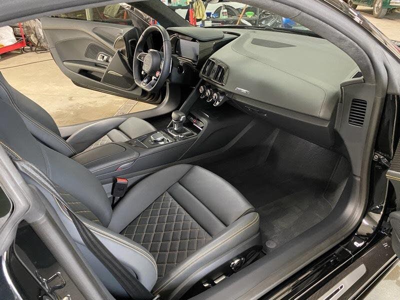 2023 Audi R8 quattro V10 Performance Coupe AWD photo 20 of 23