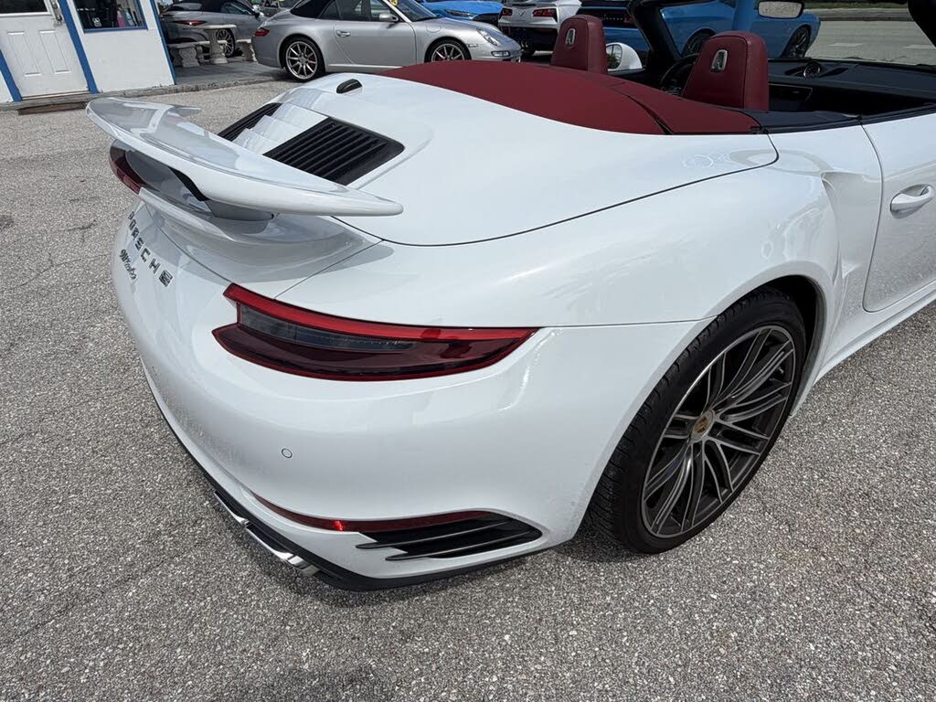 2018 Porsche 911 Turbo Cabriolet AWD photo 21 of 24