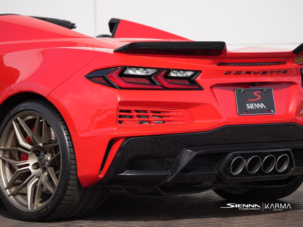 2025 Chevrolet Corvette Z06 1LZ Convertible RWD photo 14