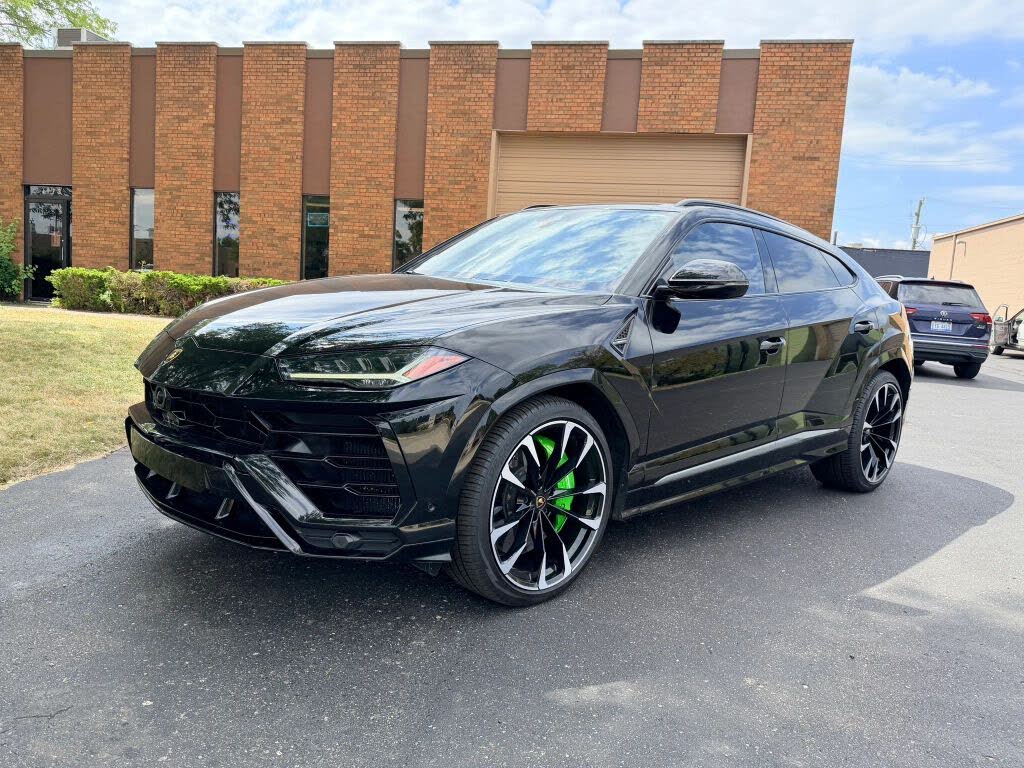2019 Lamborghini Urus 4WD