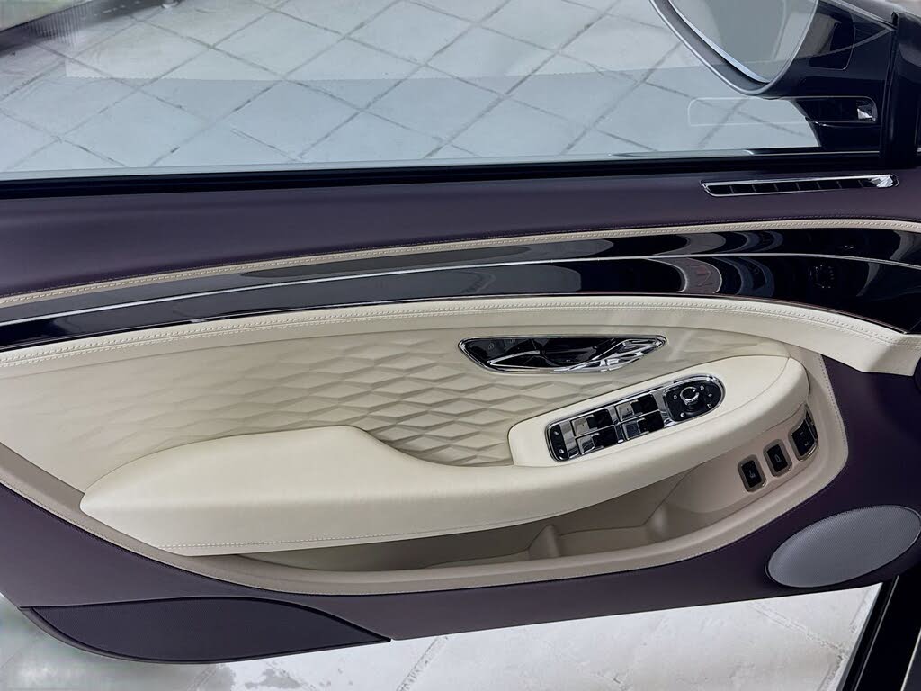 2025 Bentley Continental GTC Mulliner AWD photo 16
