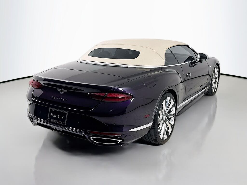 2025 Bentley Continental GTC Mulliner AWD photo 8
