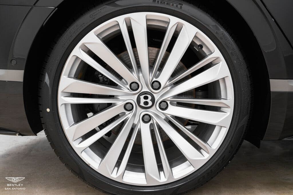 2026 Bentley Flying Spur Speed AWD photo 8