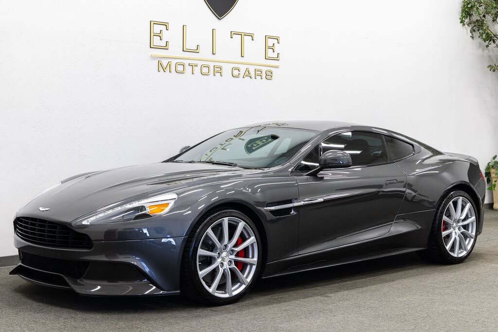 2015 Aston Martin Vanquish Coupe RWD