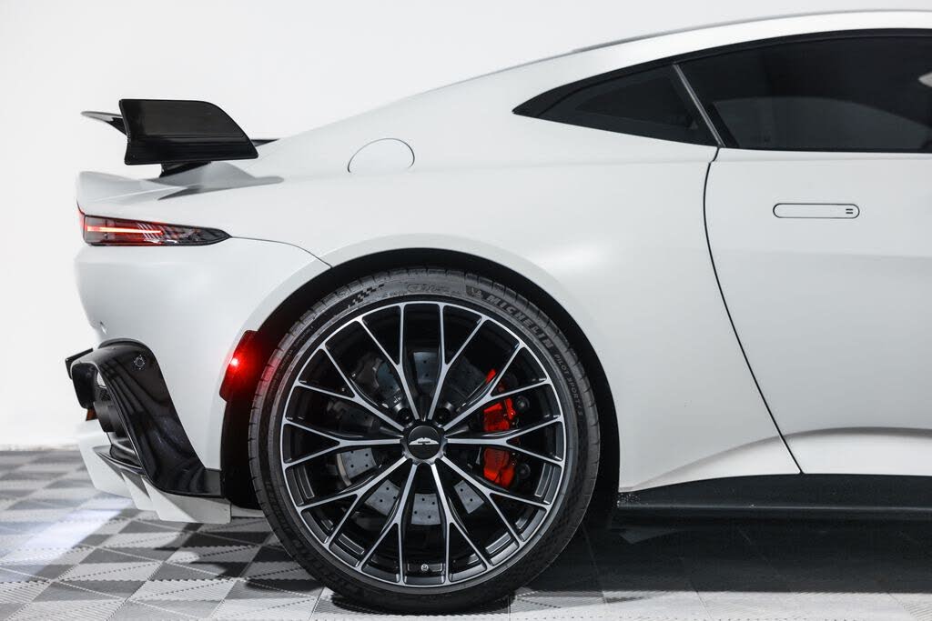 2023 Aston Martin Vantage F1 Edition Coupe RWD photo 2