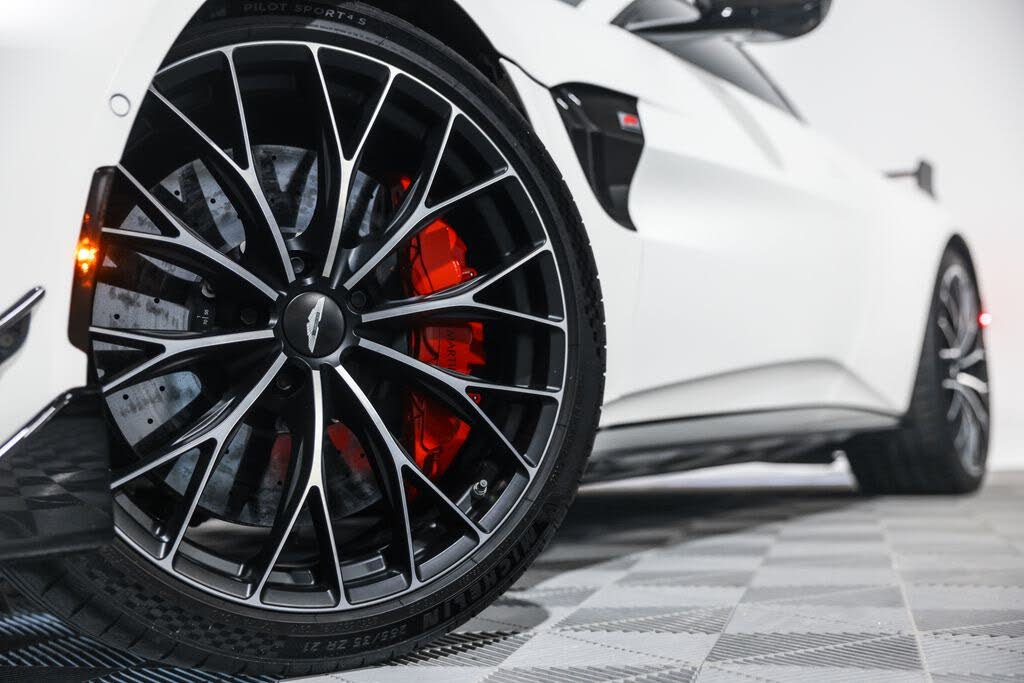 2023 Aston Martin Vantage F1 Edition Coupe RWD photo 12