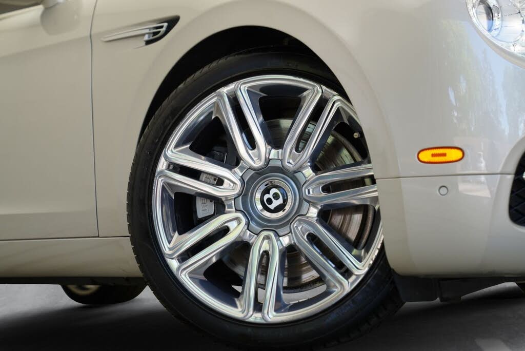 2017 Bentley Flying Spur W12 AWD photo 3