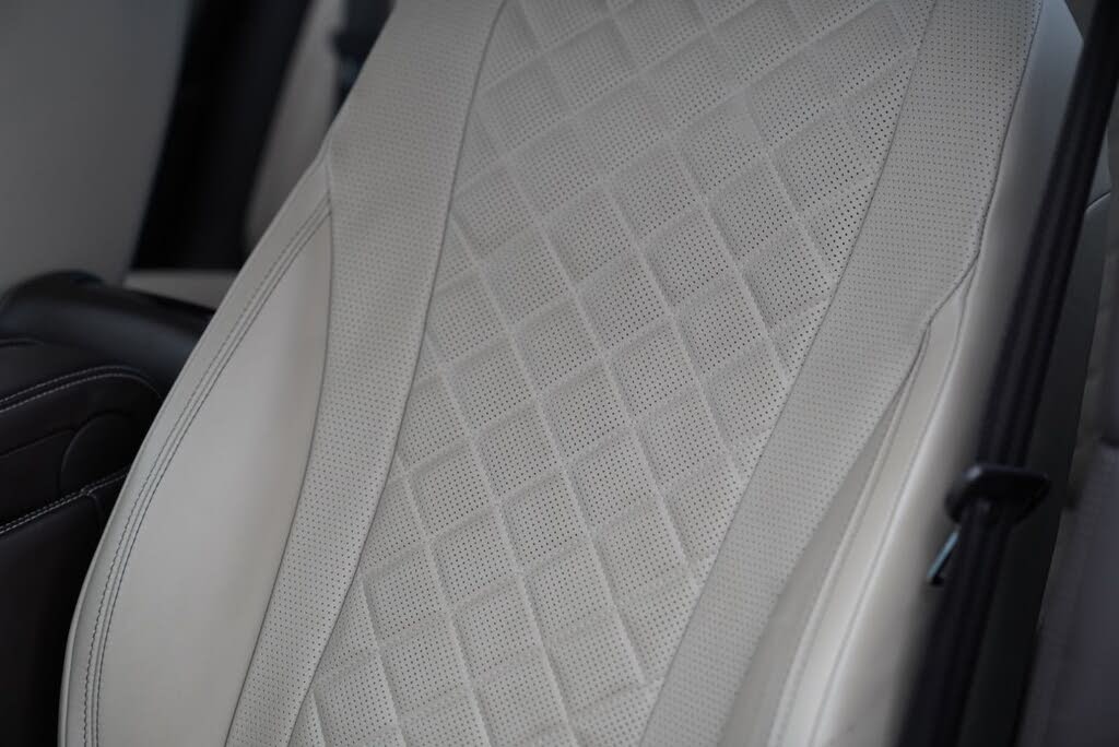 2017 Bentley Flying Spur W12 AWD photo 22