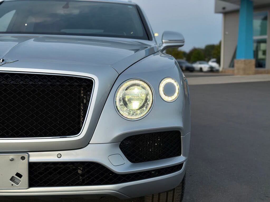 2019 Bentley Bentayga V8 AWD photo 3